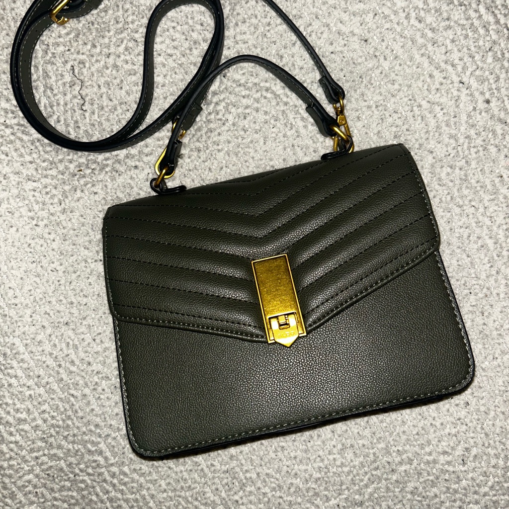 Aldo Dark Green Crossbody Bag With Gold Accents Aldo Dark Green Crossbody Bag With Gold Accents